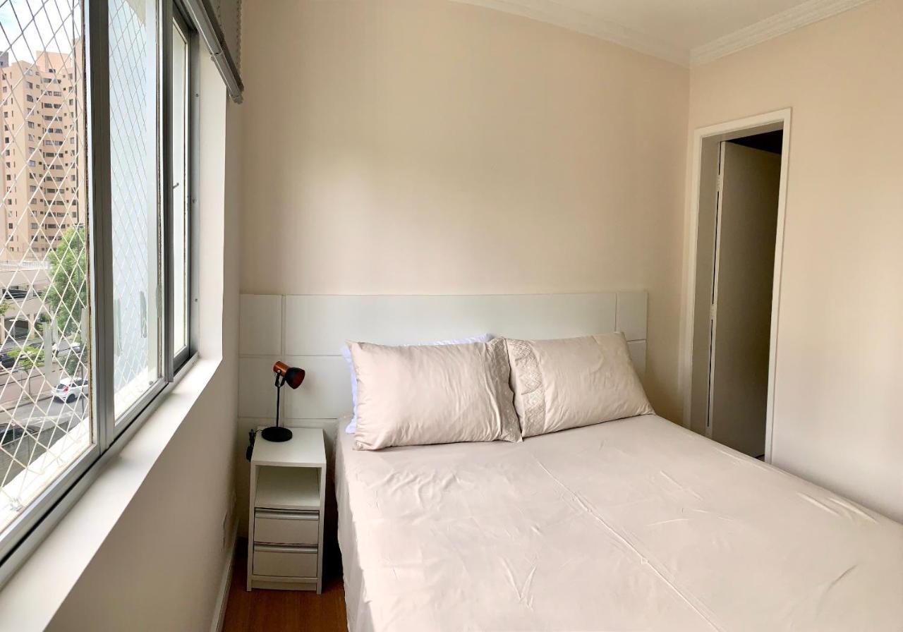 205- Apartamento 1 Quarto Suite, Encantador, Amplo E Decorado, Mobiliario Moderno, Cozinha Completa Com Utensilios , Excelente Vista Da Cidade E Localizacao Privelegiada No Bairro Bigorrilho , 쿠리치바 외부 사진