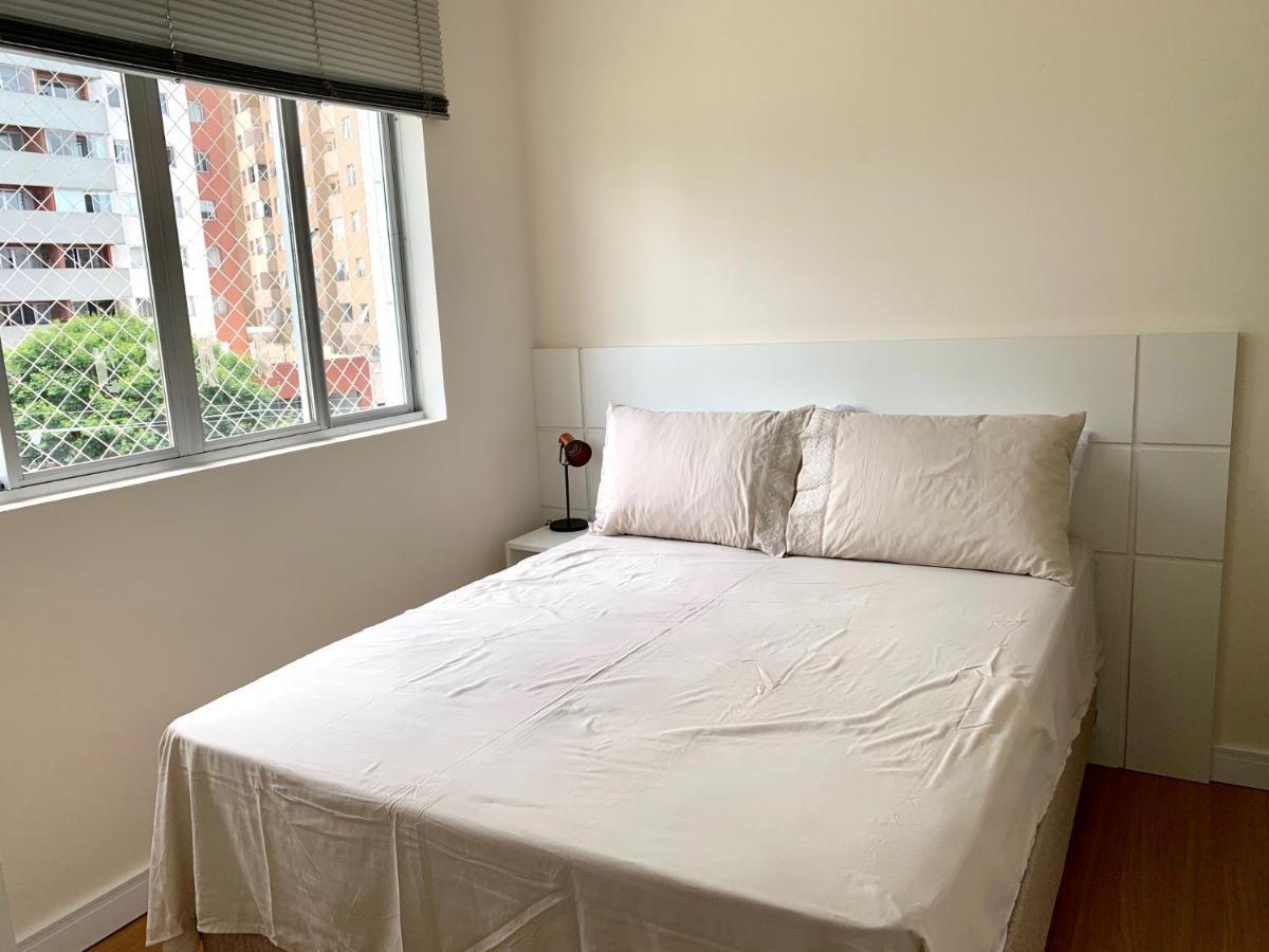 205- Apartamento 1 Quarto Suite, Encantador, Amplo E Decorado, Mobiliario Moderno, Cozinha Completa Com Utensilios , Excelente Vista Da Cidade E Localizacao Privelegiada No Bairro Bigorrilho , 쿠리치바 외부 사진